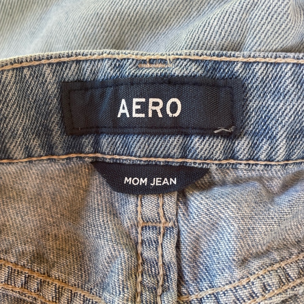 High Rise Mom Jeans - Picture 6 of 7